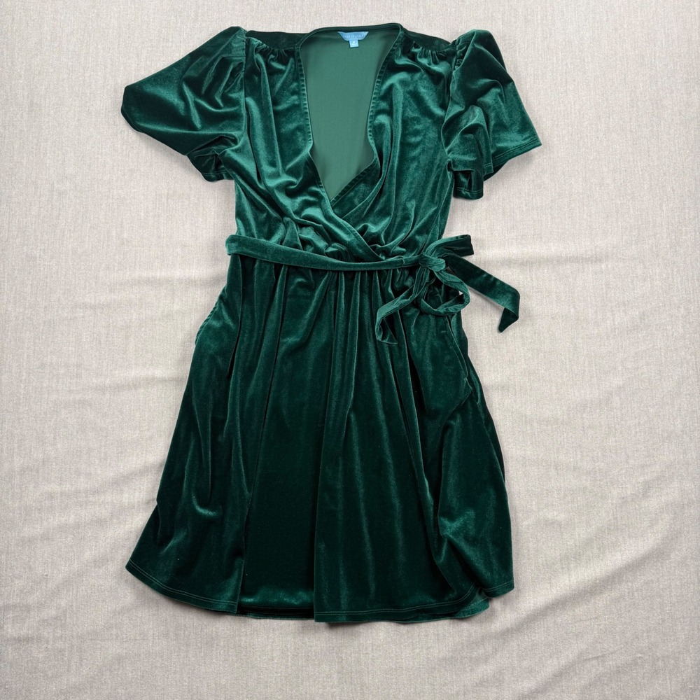 Draper James RSVP Green Velvet Wrap Mini Dress Emerald Short Sleeve K7523V2